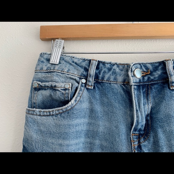 ZARA / MID RISE / Jeans / Size 0 - Picture 3 of 7